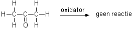 een alkanon reageert niet met een oxidator